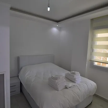 Tropicana 3 Bed