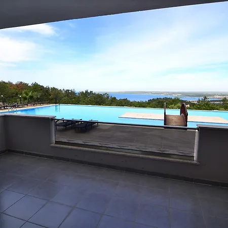 Apartment Tropicana 3 Bed